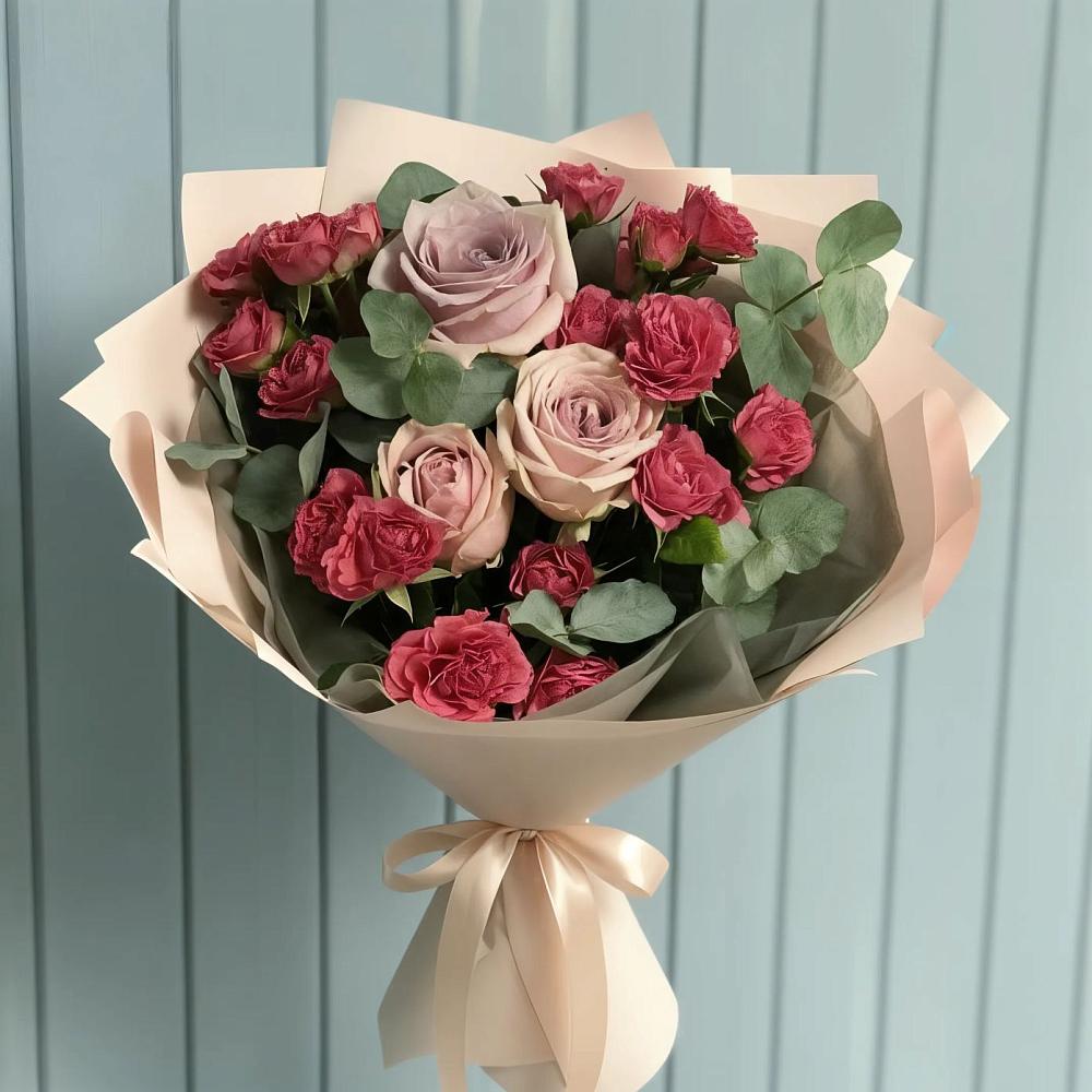 Букет цветов из: Гвоздики и Розы в Бытошь