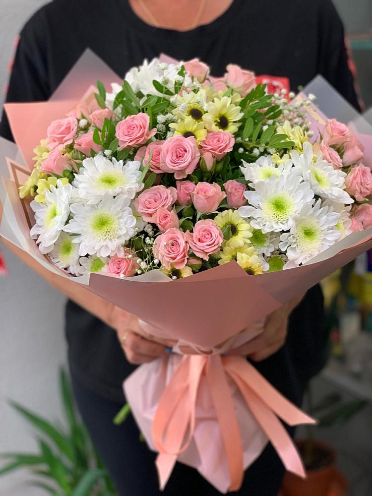 Букет цветов из: Розы и Хризантемы в Бытошь