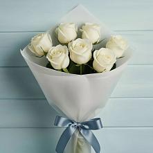 Букет 7 Белых роз Эдлесс Лав в Бытошь