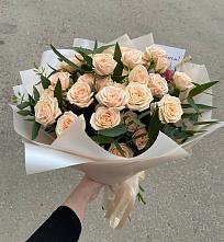 Букет Кремовые розы Латте в Бытошь