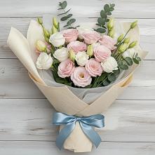 Букет цветов из:  Лизиантусы #REPLACE_PRED# Бытошь