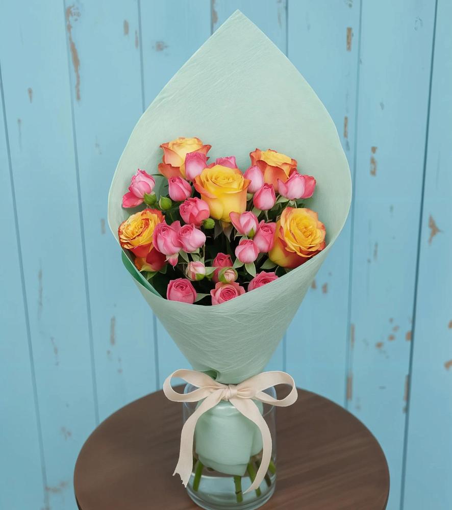 Букет цветов из: Розы в Бытошь