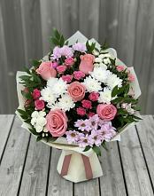 Букет цветов из:  Альстромерии, Гвоздики, Розы и Хризантемы в Бытошь