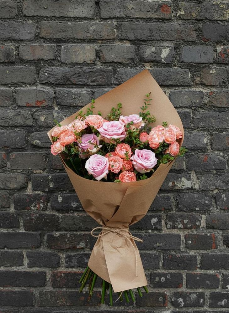 Букет цветов из: Розы в Бытошь