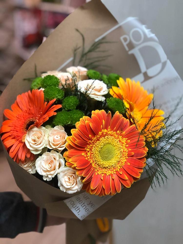 Букет цветов из: Герберы, Хризантемы и Розы в Бытошь