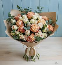Букет цветов из:  Альстромерии и Розы в Бытошь