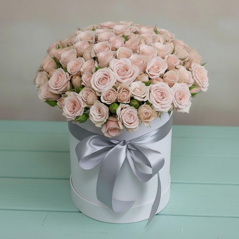 Цветочная композиция из Розы в шляпной коробке в Бытошь